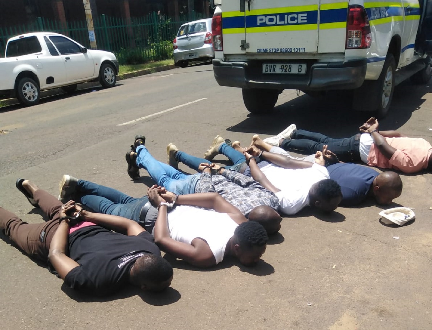 Police-arrest-gang-of-suspected-police-station-robbers-in-Mpumalanga